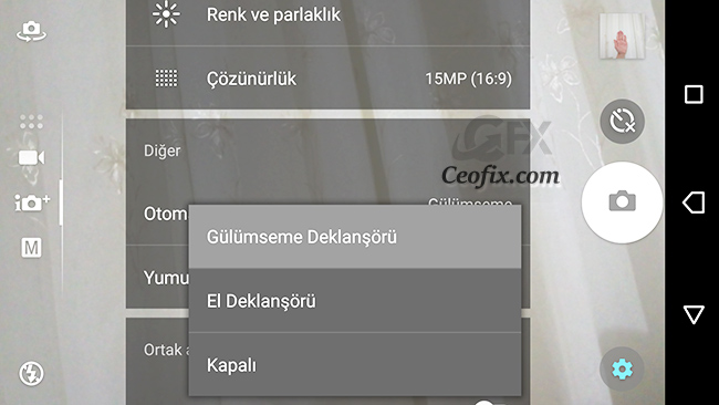 gülümseme deklanşörü